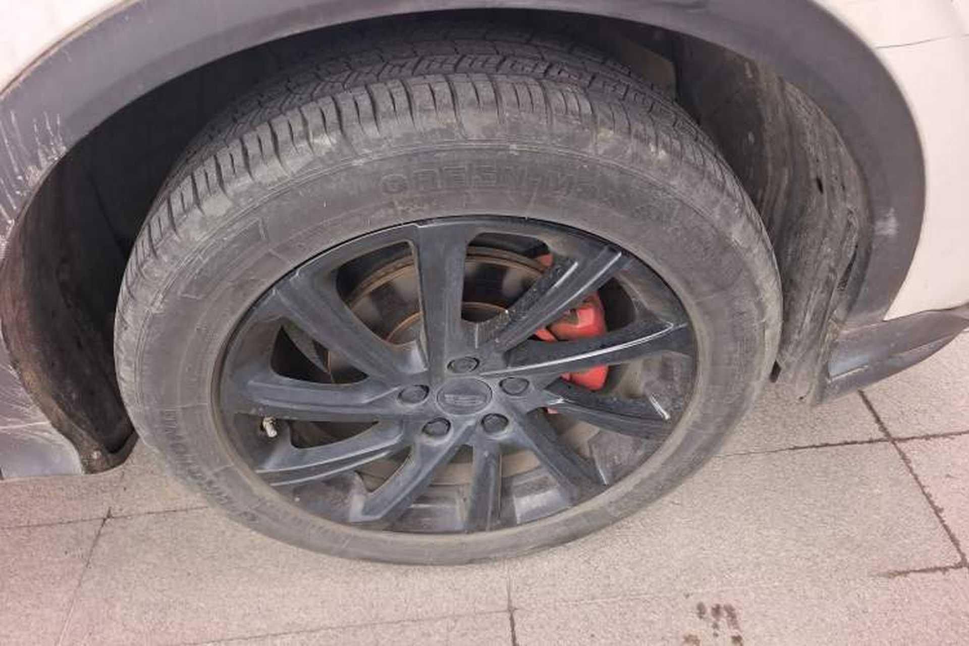 Used Geely Auto Coolray 2021 1.4T DCT Diamond Edition Right Front Wheel Hub