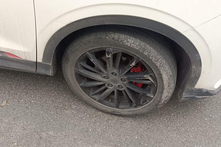 Used Geely Auto Coolray 2021 1.5TD DCT Starry Edition Right Front Wheel Hub