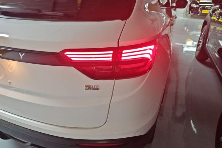 Used Geely Auto Coolray 2021 1.4T DCT Diamond Edition Right Rear Taillight