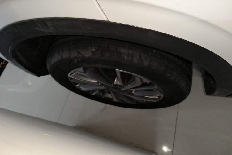 Used Geely Auto Coolray 2021 1.4T DCT Platinum Edition Right Rear Wheel Hub