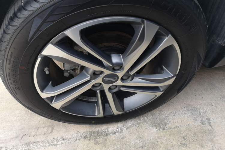 Used Geely Auto Coolray 2021 1.4T DCT Diamond Edition Right Rear Wheel Hub