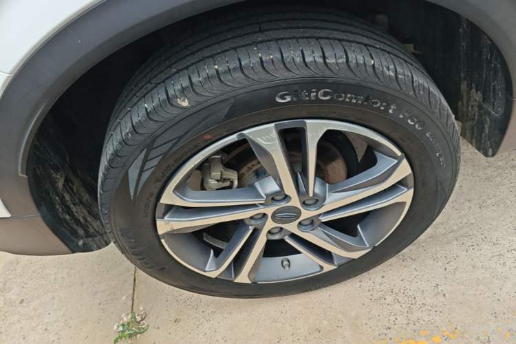 Used Geely Auto Coolray 2021 1.4T DCT Diamond Edition Right Rear Wheel Hub