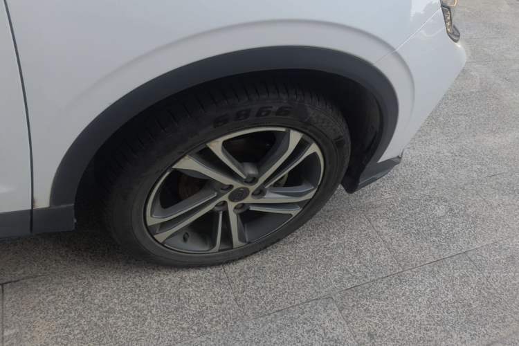 Used Geely Auto Coolray 2021 1.4T DCT Diamond Edition Right Rear Wheel Hub