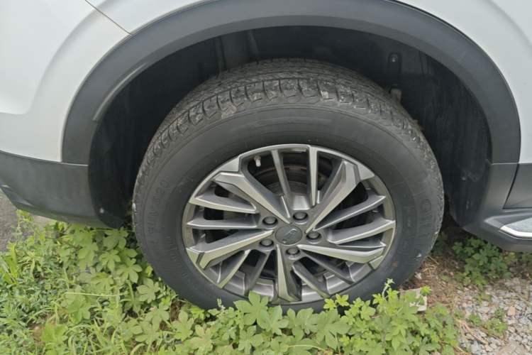 Used Geely Auto Coolray 2021 1.4T DCT Platinum Edition Right Rear Wheel Hub
