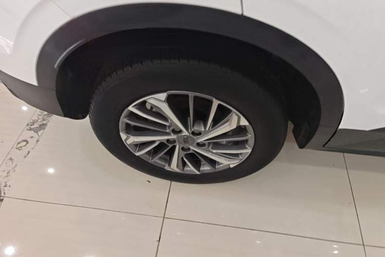 Used Geely Auto Coolray 2021 1.4T DCT Platinum Edition Right Rear Wheel Hub