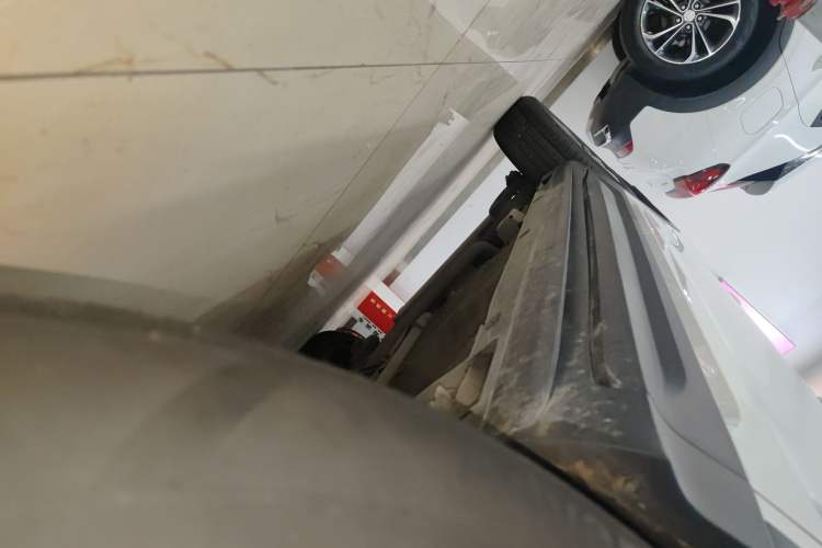 Used Geely Auto Coolray 2021 1.4T DCT Platinum Edition Right Side Sill