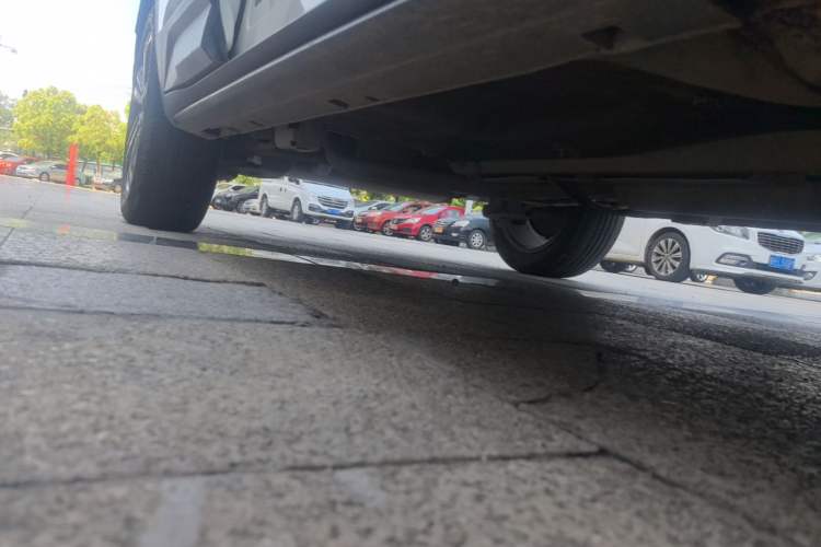Used Geely Auto Coolray 2021 1.4T DCT Diamond Edition Right Side Sill