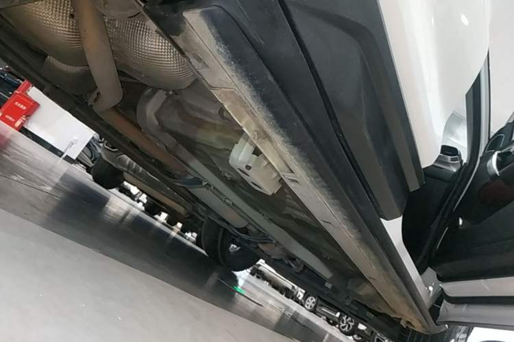 Used Geely Auto Coolray 2021 1.4T DCT Diamond Edition Right Side Sill