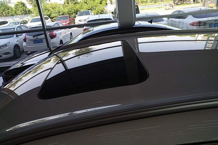 Used Geely Auto Coolray 2021 1.4T DCT Platinum Edition Roof
