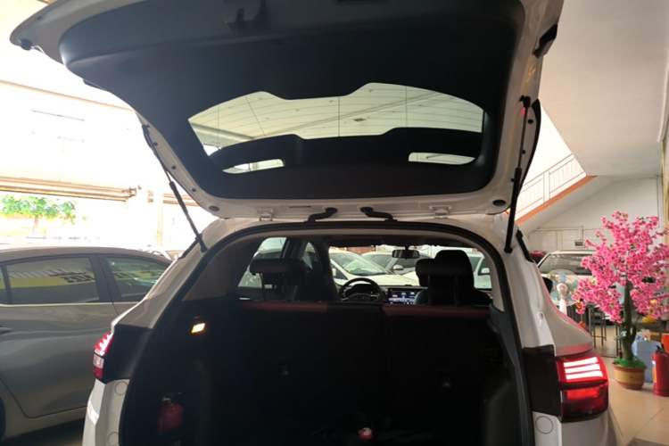 Used Geely Auto Coolray 2021 1.4T DCT Platinum Edition Trunk