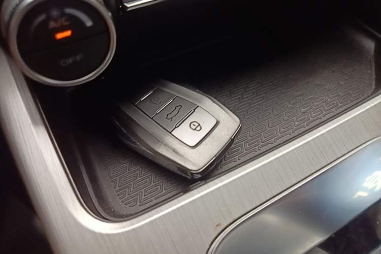 Used Geely Auto Coolray 2021 1.4T DCT Diamond Edition Vehicle Key