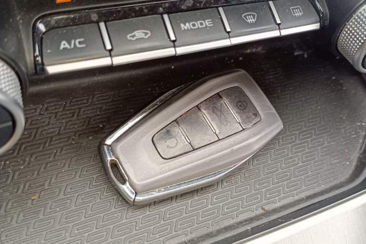 Used Geely Auto Coolray 2021 1.5TD DCT Starry Edition Vehicle Key