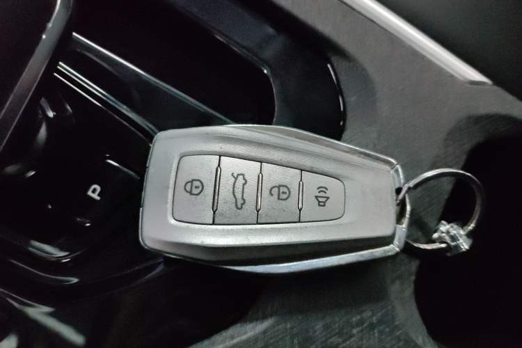 Used Geely Auto Coolray 2021 1.4T DCT Platinum Edition Vehicle Key
