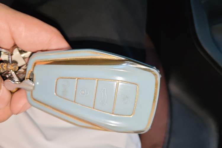 Used Geely Auto Coolray 2021 1.4T Manual Gold Edition Vehicle Key