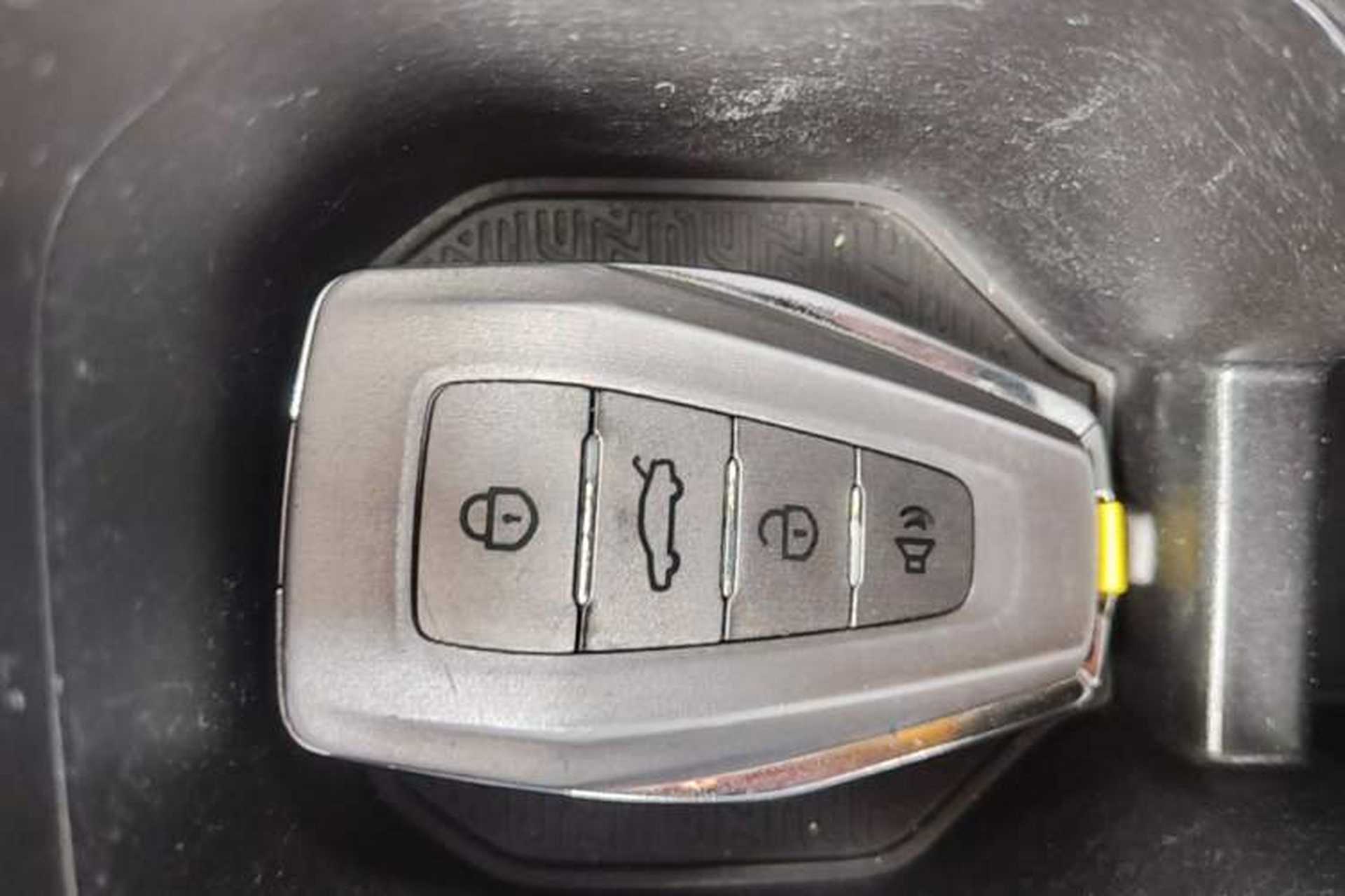 Used Geely Auto Coolray 2021 1.4T DCT Platinum Edition Vehicle Key