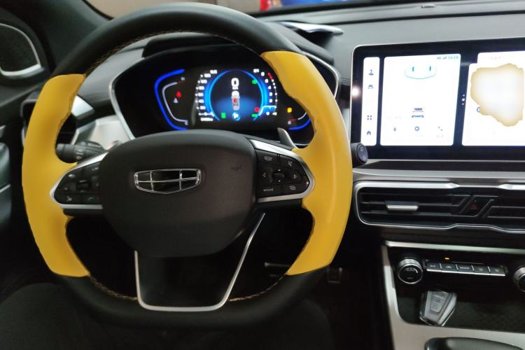 Used Geely Auto Coolray 2021 1.5TD DCT Battle Center Console