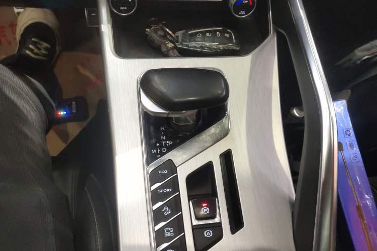Used Geely Auto Coolray 2021 1.5TD DCT Starry Edition Gear Lever