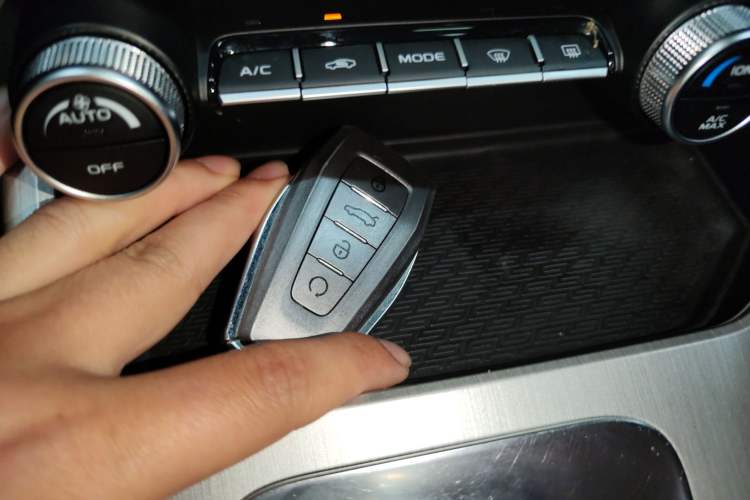 Used Geely Auto Coolray 2021 1.5TD DCT Battle Interior 1