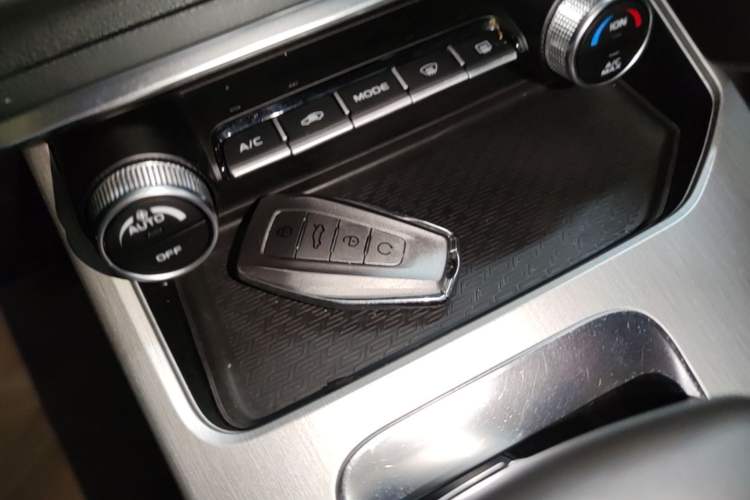 Used Geely Auto Coolray 2021 1.5TD DCT Battle Interior 1