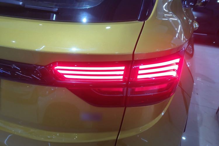 Used Geely Auto Coolray 2021 1.5TD DCT Starry Edition Right Rear Taillight