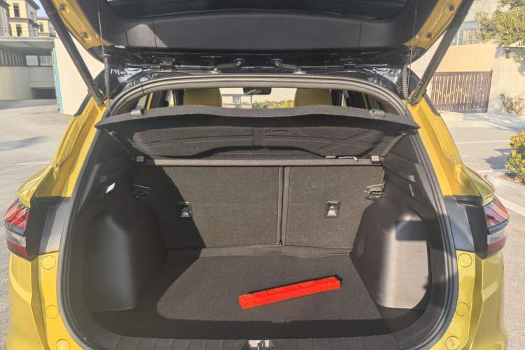 Used Geely Auto Coolray 2021 1.5TD DCT Battle Trunk