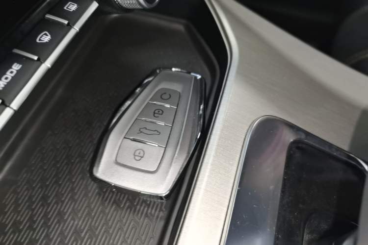Used Geely Auto Coolray 2021 1.5TD DCT Battle Vehicle Key