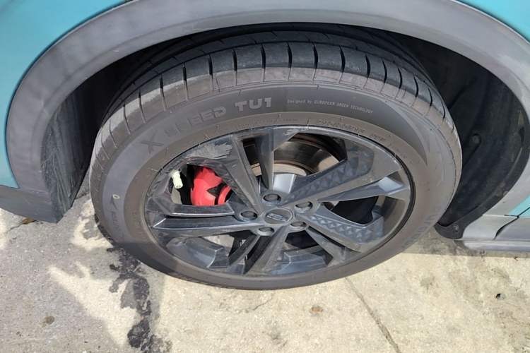 Used Geely Auto Coolray 2022 Bin Yue COOL 1.5TD DCT Battle Edition Left Front Wheel Hub