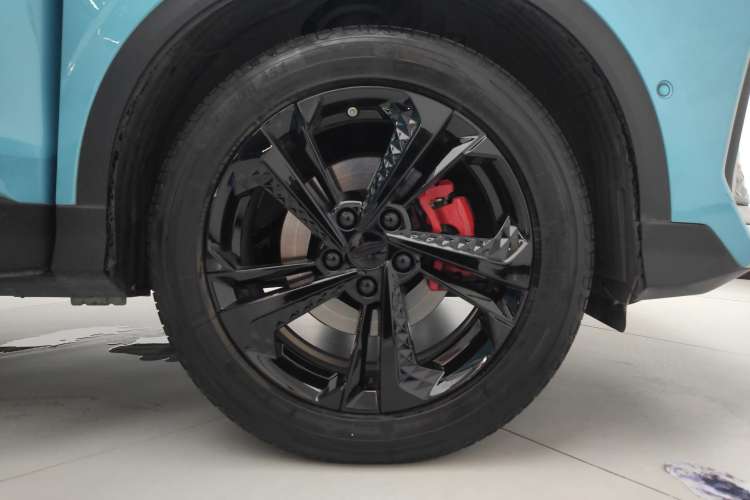 Used Geely Auto Coolray 2022 Bin Yue COOL 1.5TD DCT Battle Edition Left Rear Wheel Hub