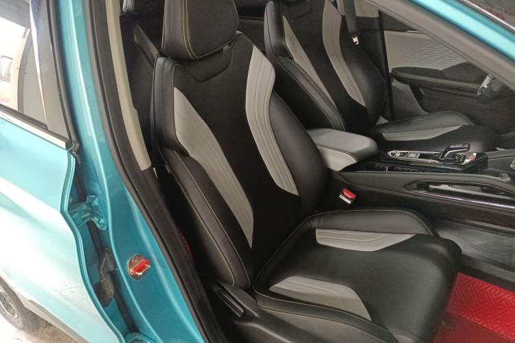 Used Geely Auto Coolray 2022 Bin Yue COOL 1.5TD DCT Ignite Edition Right Front Seat