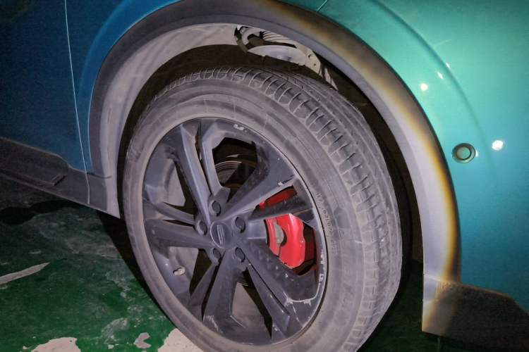 Used Geely Auto Coolray 2022 Bin Yue COOL 1.5TD DCT Battle Edition Right Front Wheel Hub