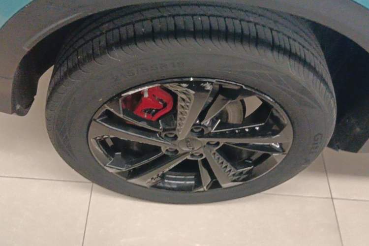 Used Geely Auto Coolray 2022 Bin Yue COOL 1.5TD DCT Hot Engine Edition Right Rear Wheel Hub