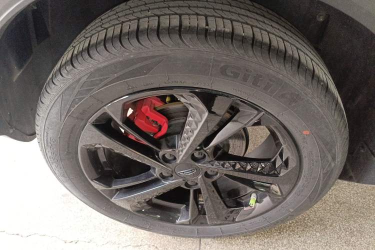 Used Geely Auto Coolray 2022 Bin Yue COOL 1.5TD DCT Ignite Edition Right Rear Wheel Hub