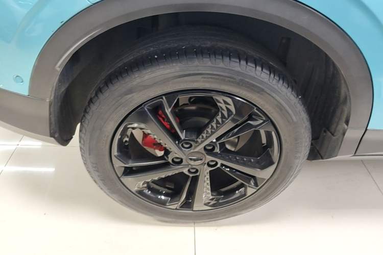 Used Geely Auto Coolray 2022 Bin Yue COOL 1.5TD DCT Battle Edition Right Rear Wheel Hub