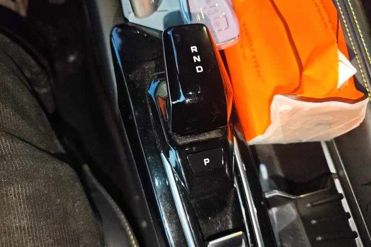 Used Geely Auto Coolray 2022 Bin Yue COOL 1.5TD DCT Ignite Edition Gear Lever