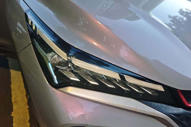 Used Geely Auto Coolray 2022 Bin Yue COOL 1.5TD DCT Ignite Edition Right Front Headlight