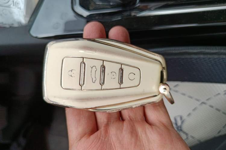 Used Geely Auto Coolray 2022 Bin Yue COOL 1.5TD DCT Hot Engine Edition Vehicle Key