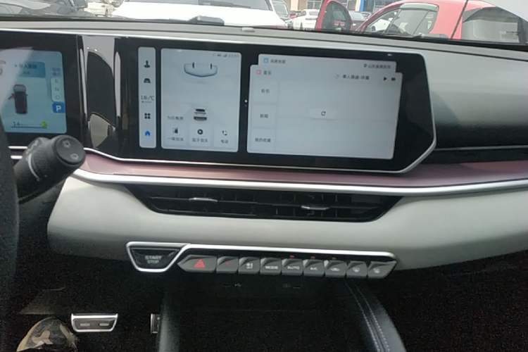 Used Geely Auto Coolray 2022 Bin Yue COOL 1.5TD DCT Battle Edition Audio And AC Panel