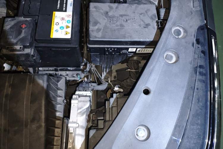 Used Geely Auto Coolray 2022 Bin Yue COOL 1.5TD DCT Ignite Edition Engine Bay Left