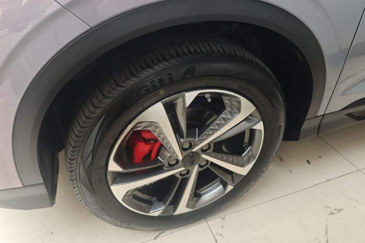 Used Geely Auto Coolray 2022 Bin Yue COOL 1.5TD DCT Ignite Edition Exterior 4