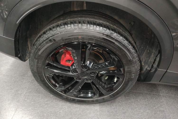 Used Geely Auto Coolray 2022 Bin Yue COOL 1.5TD DCT Hot Engine Edition Exterior 5