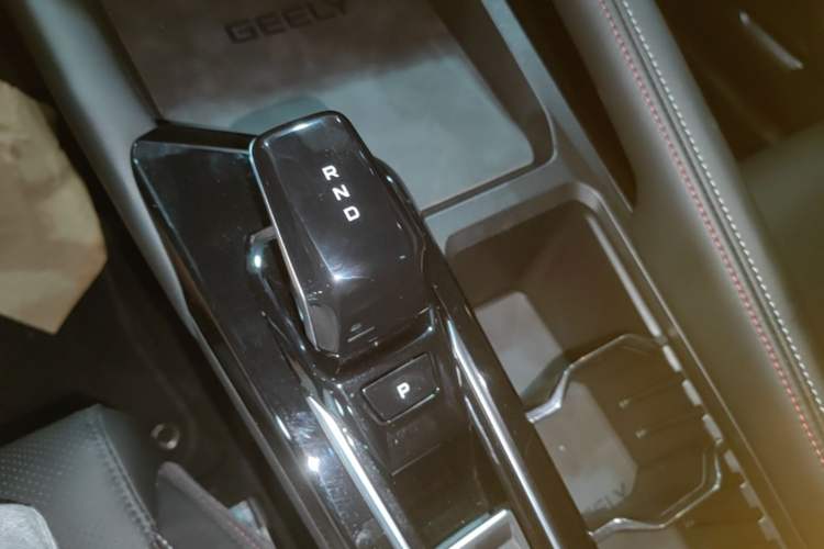 Used Geely Auto Coolray 2022 Bin Yue COOL 1.5TD DCT Ignite Edition Gear Lever