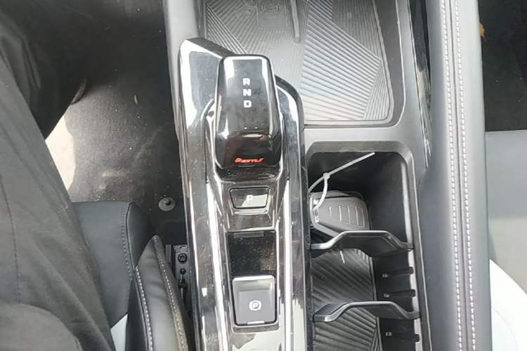 Used Geely Auto Coolray 2022 Bin Yue COOL 1.5TD DCT Battle Edition Gear Lever
