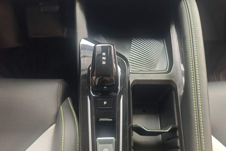 Used Geely Auto Coolray 2022 Bin Yue COOL 1.5TD DCT Ignite Edition Gear Lever