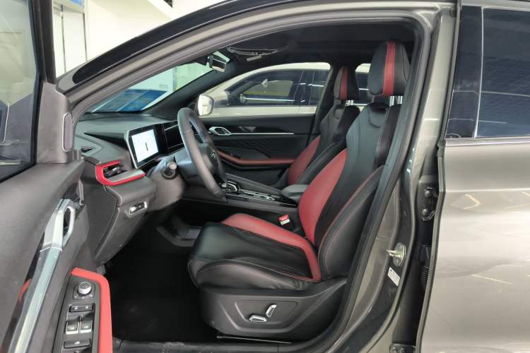 Used Geely Auto Coolray 2022 Bin Yue COOL 1.5TD DCT Ignite Edition Left Front Seat