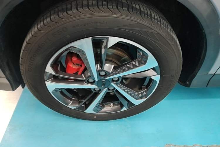Used Geely Auto Coolray 2022 Bin Yue COOL 1.5TD DCT Ignite Edition Left Front Wheel Hub