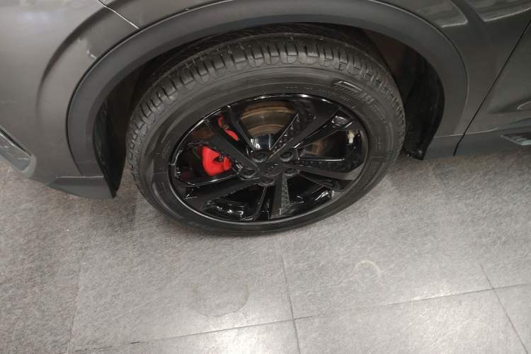 Used Geely Auto Coolray 2022 Bin Yue COOL 1.5TD DCT Hot Engine Edition Left Front Wheel Hub