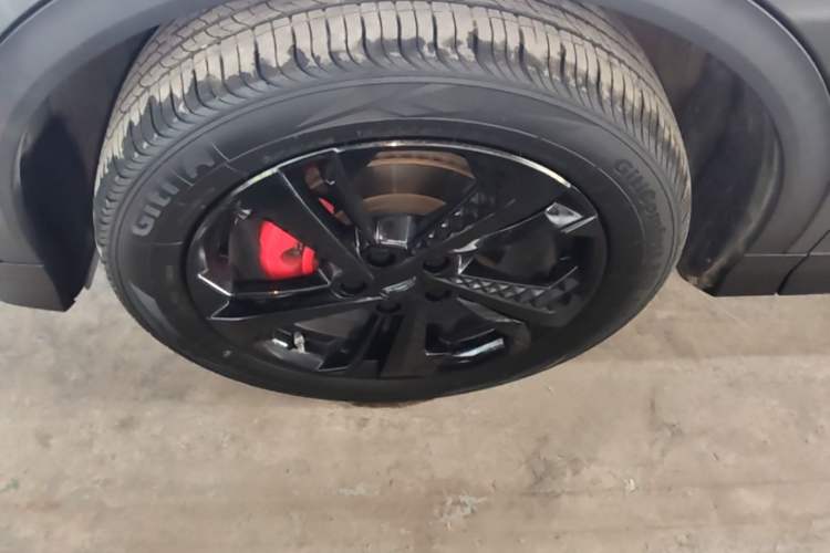 Used Geely Auto Coolray 2022 Bin Yue COOL 1.5TD DCT Ignite Edition Left Front Wheel Hub