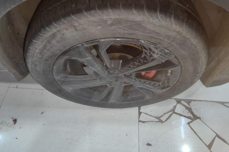 Used Geely Auto Coolray 2022 Bin Yue COOL 1.5TD DCT Ignite Edition Left Front Wheel Hub