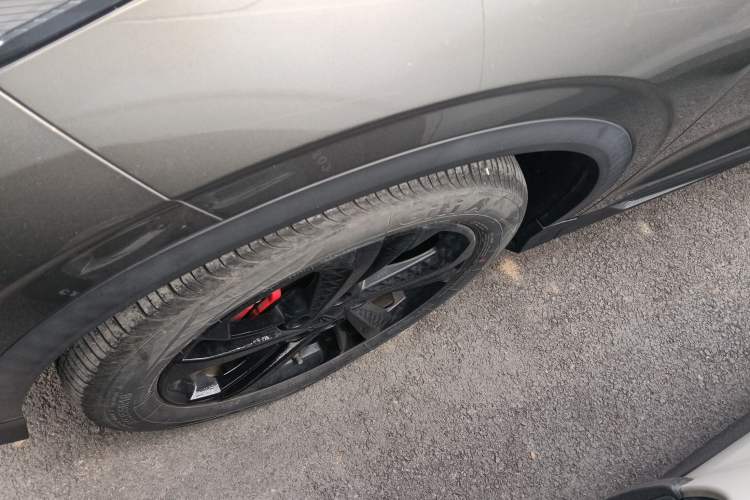 Used Geely Auto Coolray 2022 Bin Yue COOL 1.5TD DCT Ignite Edition Left Front Wheel Hub