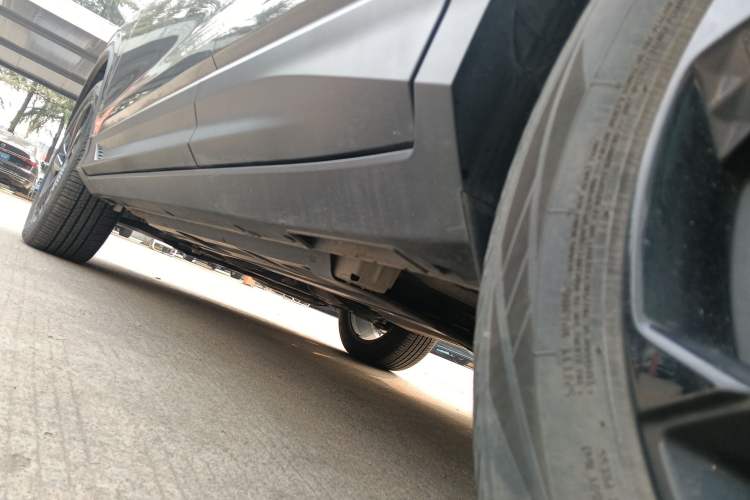 Used Geely Auto Coolray 2022 Bin Yue COOL 1.5TD DCT Ignite Edition Left Side Sill